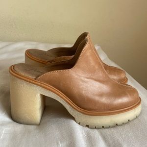FREE PEOPLE RUBBER HEELED MULES | SIZE- 37 (7)